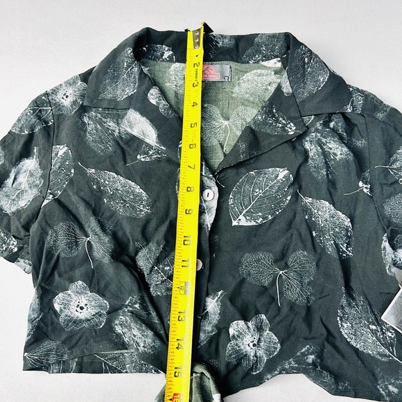 Jurassic World Juniors‎ XS Tie Button Up Crop Top NEW With Tags - Picture 9 of 11